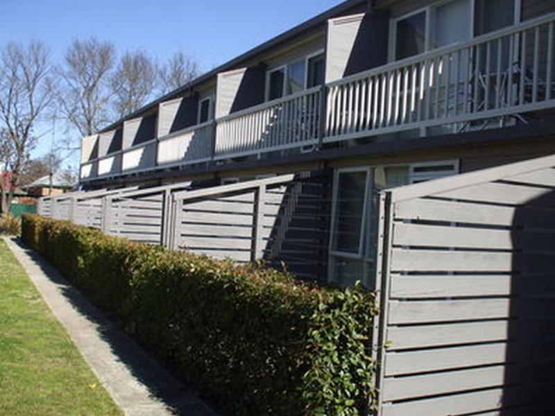 Summer East Apartments Orange Luaran gambar
